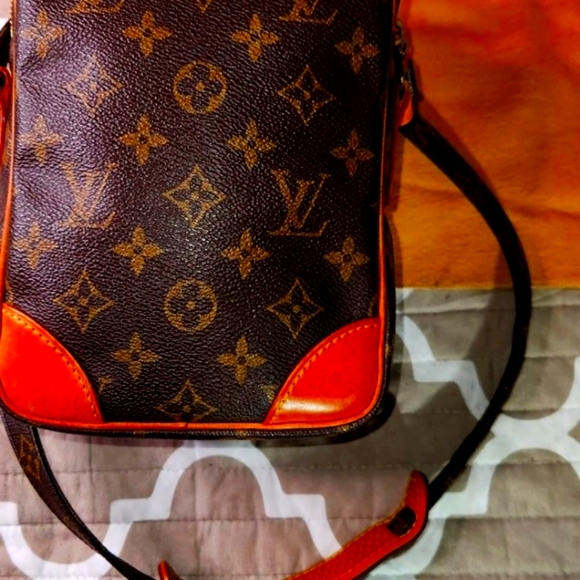 Louis Vuitton Danube Crossbody Bag DATE STAMPED TH0052 w/COA - Picture 8 of 13